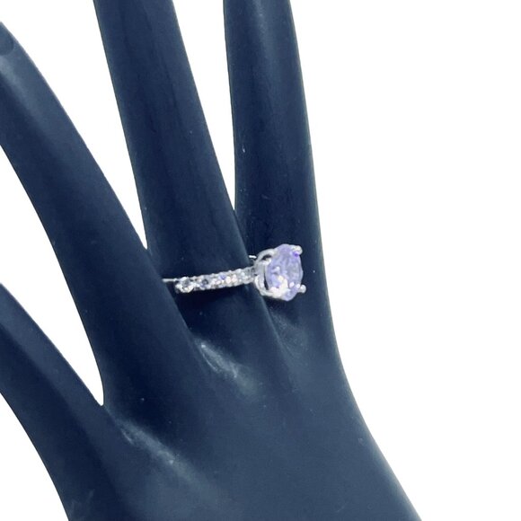 Silver Tone With Light Purple And Clear Glass Rhinestone Statement Ring (R368) - Picture 4 of 7